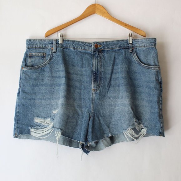 COTTON ON Curve A-Line High Rise Denim Shorts Distressed NEW Plus Size 18 - Picture 2 of 3